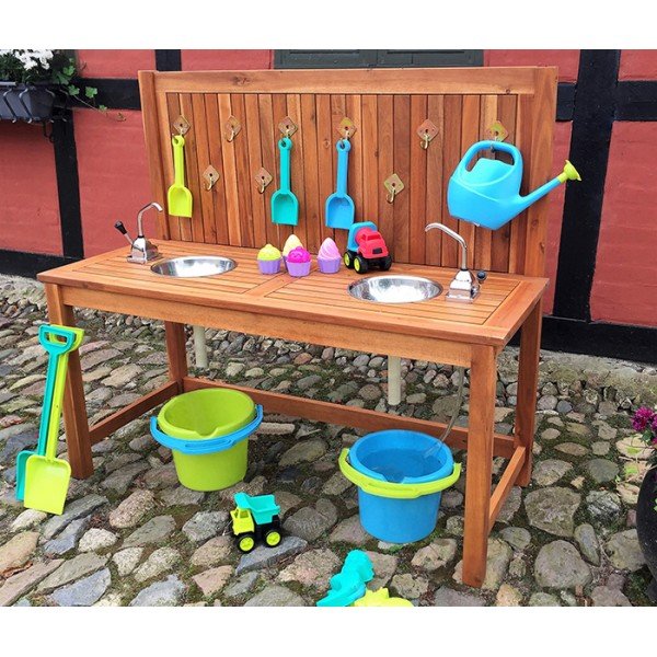 Ease Outdoor Kitchen with Sinks and Pumps Natural Outdoor