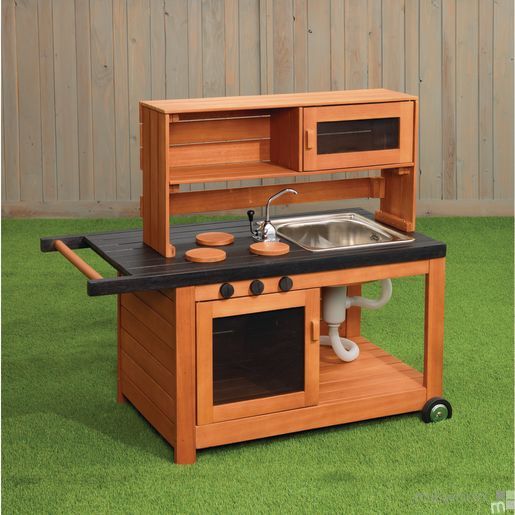 Outdoor Moveable Kitchen with Pump