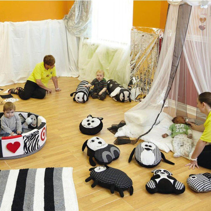 Black and White Cosy World Carpet L195 x W136cm - EASE