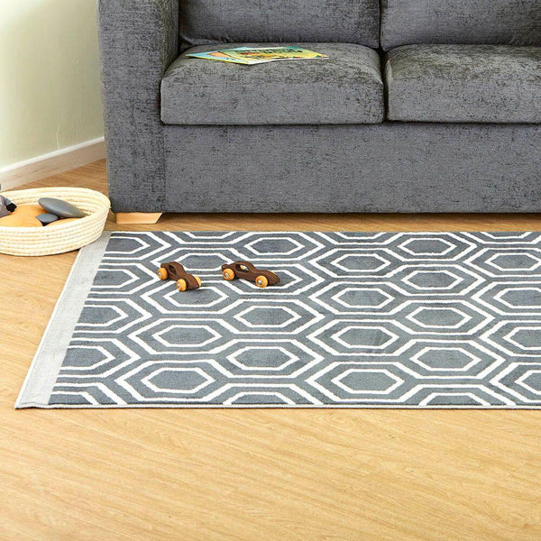 Hexagonal Patterned Grey and Cream Rug - EASE
