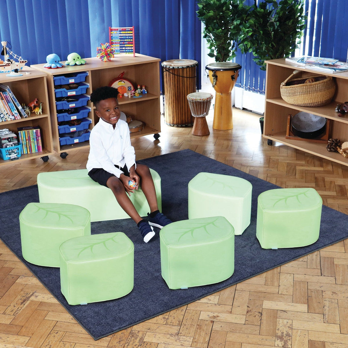 Natural World Leaf Seat - EASE