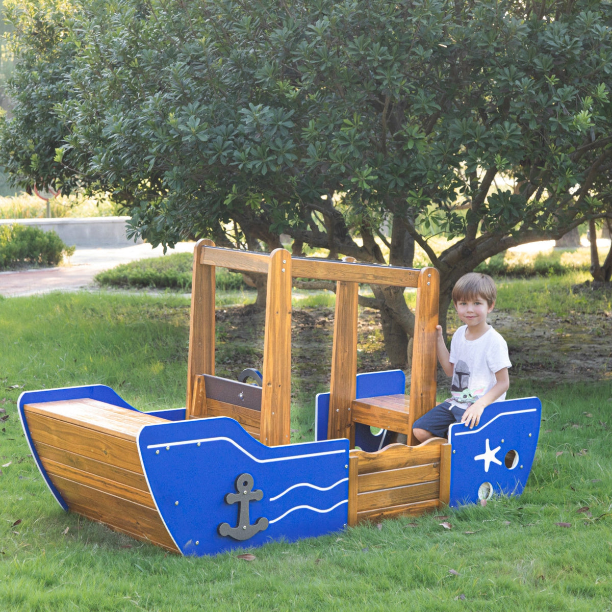 Outdoor Fishing Boat - EASE