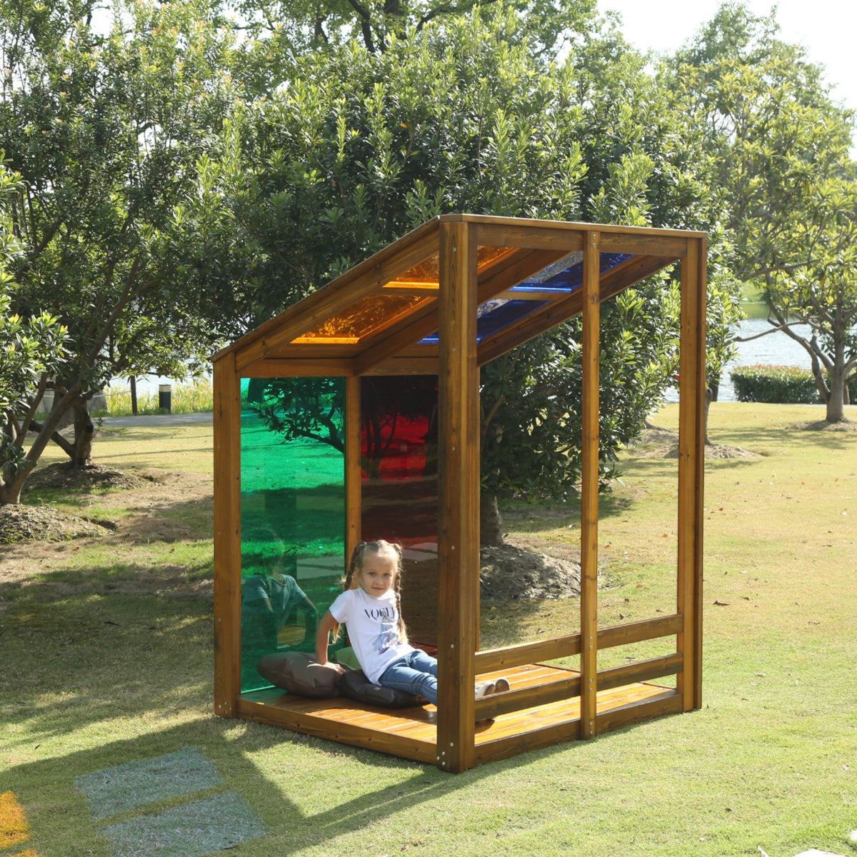Outdoor Rainbow House - EASE