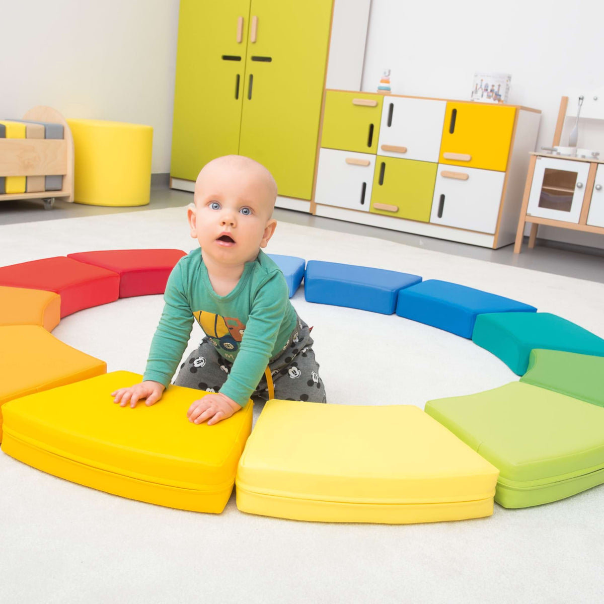 Set of 12 colourful poufs seats - EASE