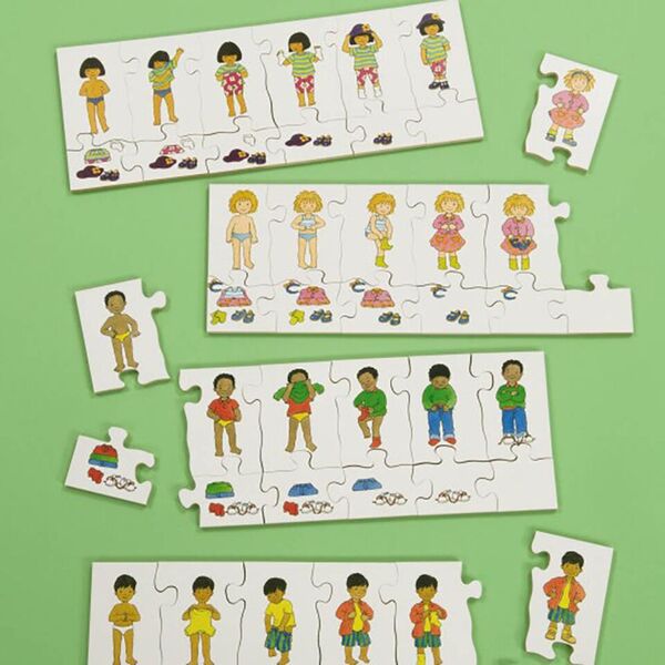 Thick Wooden Getting Dressed Jigsaw Puzzles 4pk - EASE