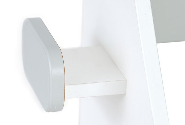 White Quadro Cabinet for Accessories - EASE