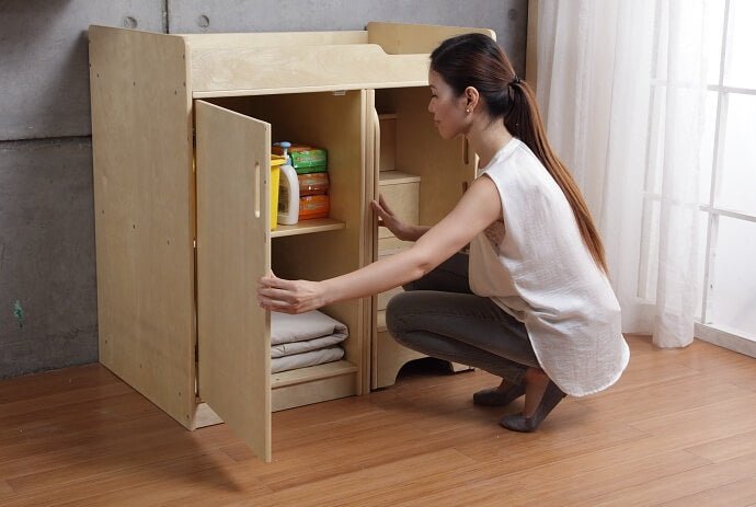 Wooden Baby Changing Unit with steps - EASE