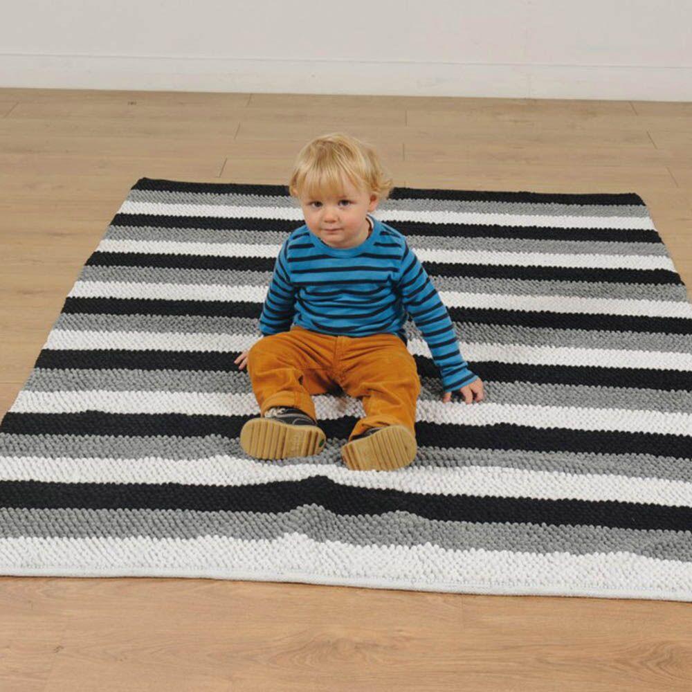 Black and White Cosy World Carpet L195 x W136cm