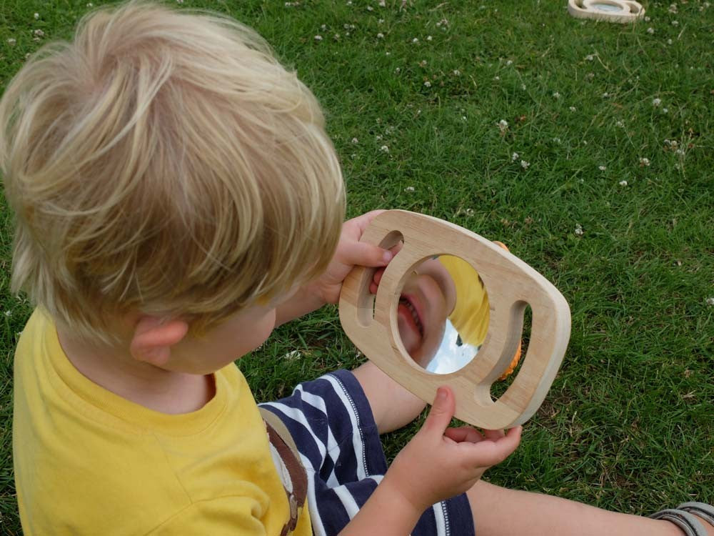 Easy Hold Concave Mirror