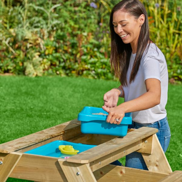 Deluxe Picnic Table Sandpit
