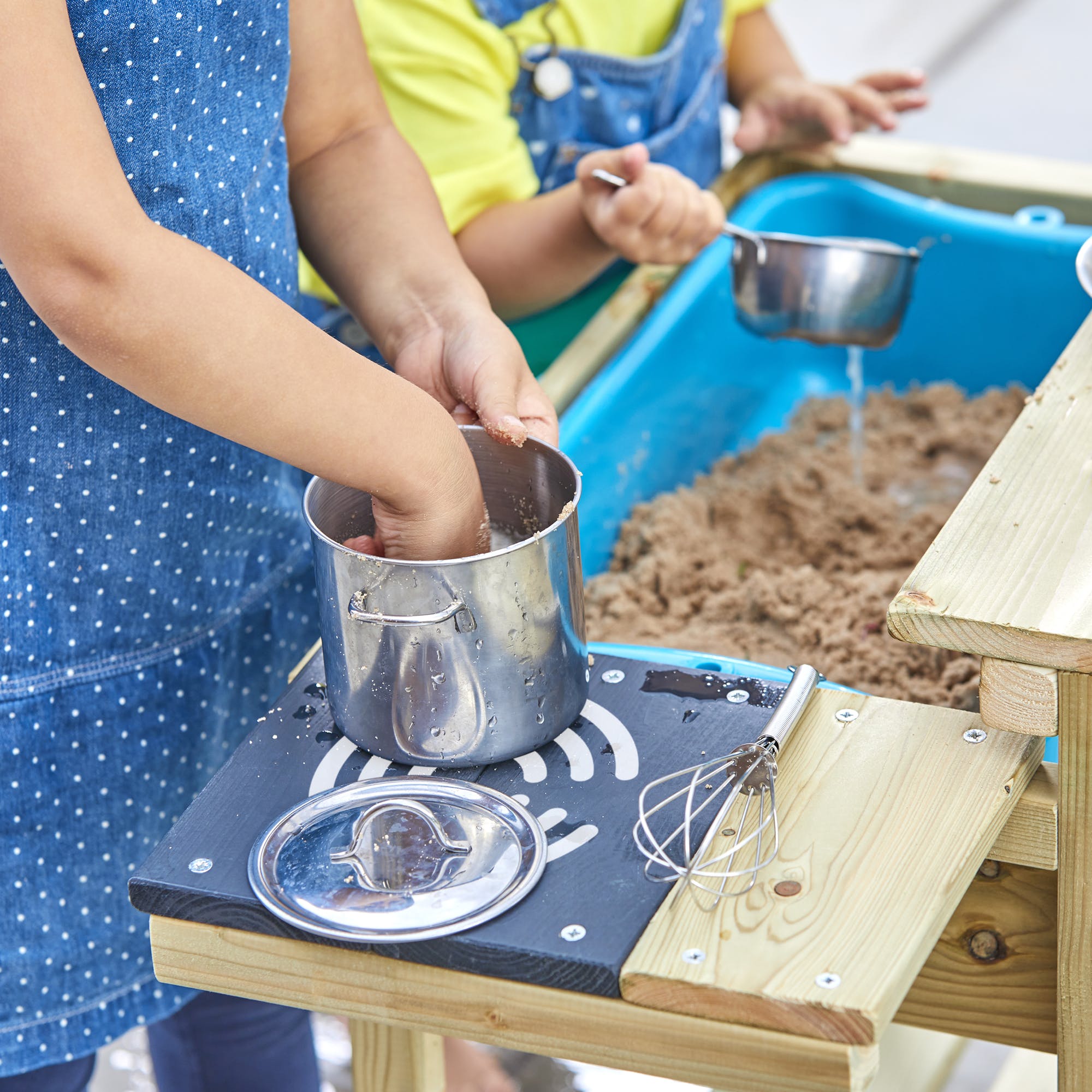 Early Fun Wooden Mud Kitchen