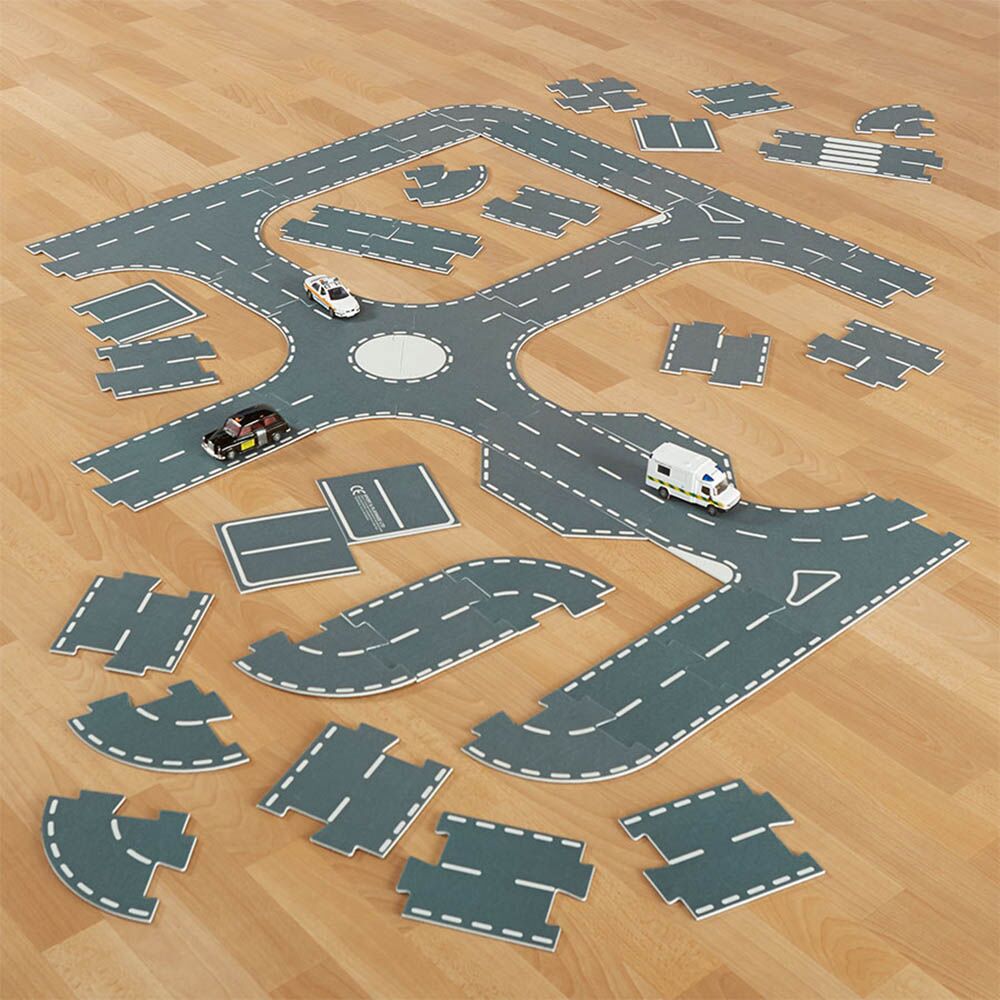 Small World Roadway System 43pcs