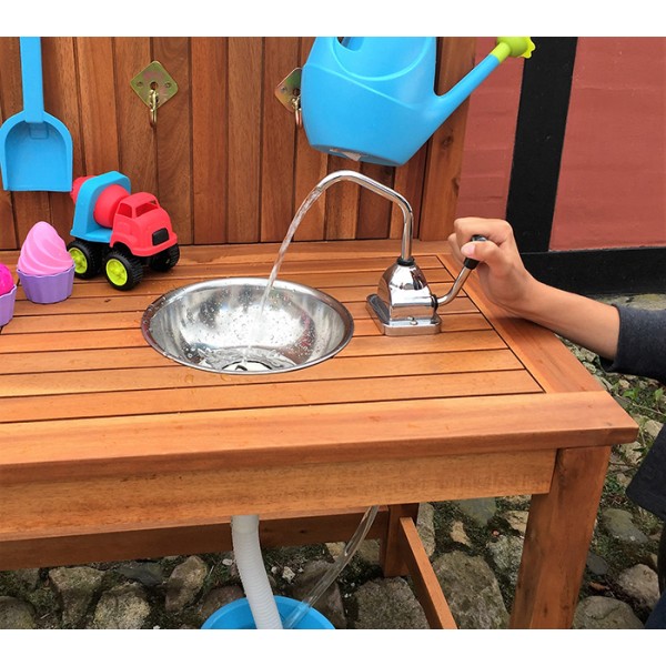 Ease Outdoor Kitchen with 2 Sinks and 2 Pumps
